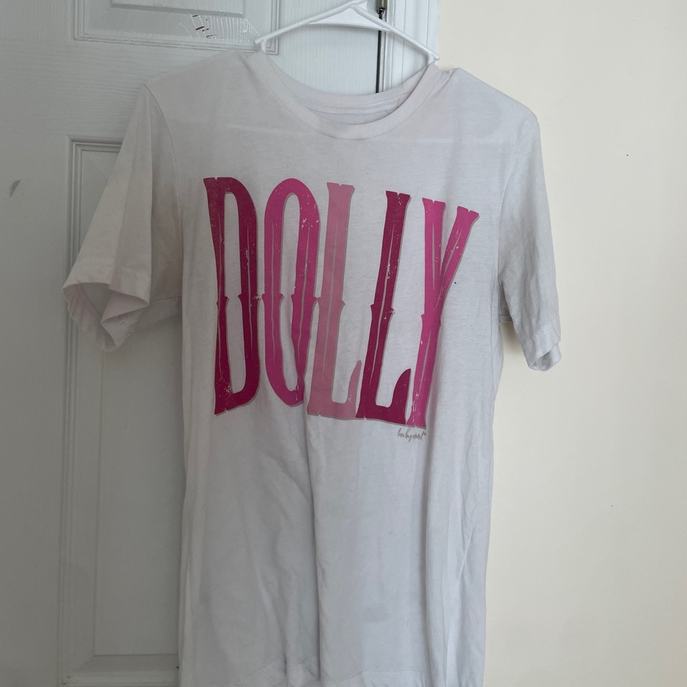 DOLLY PARTON SHIRT SIZE MEDIUM LIGHT AND DARK PINK